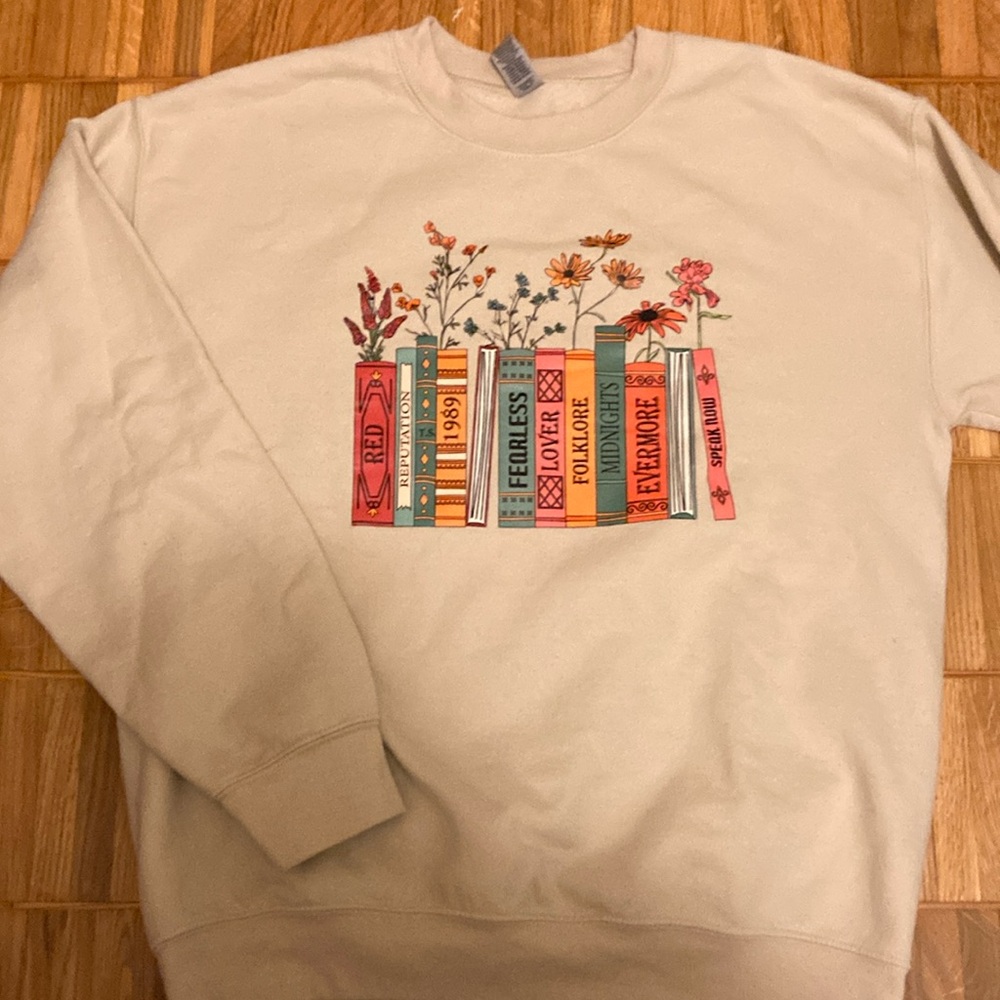 Taylor swift sweatshirt